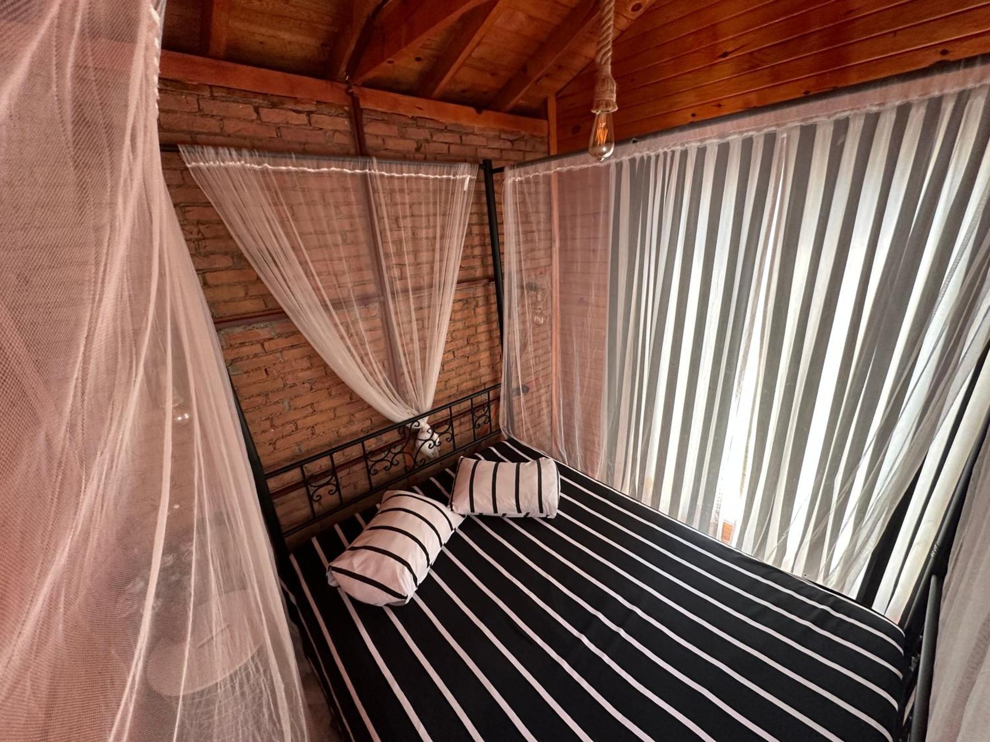 Bed and Breakfast Otantik Tas Ev Даламан Екстер'єр фото