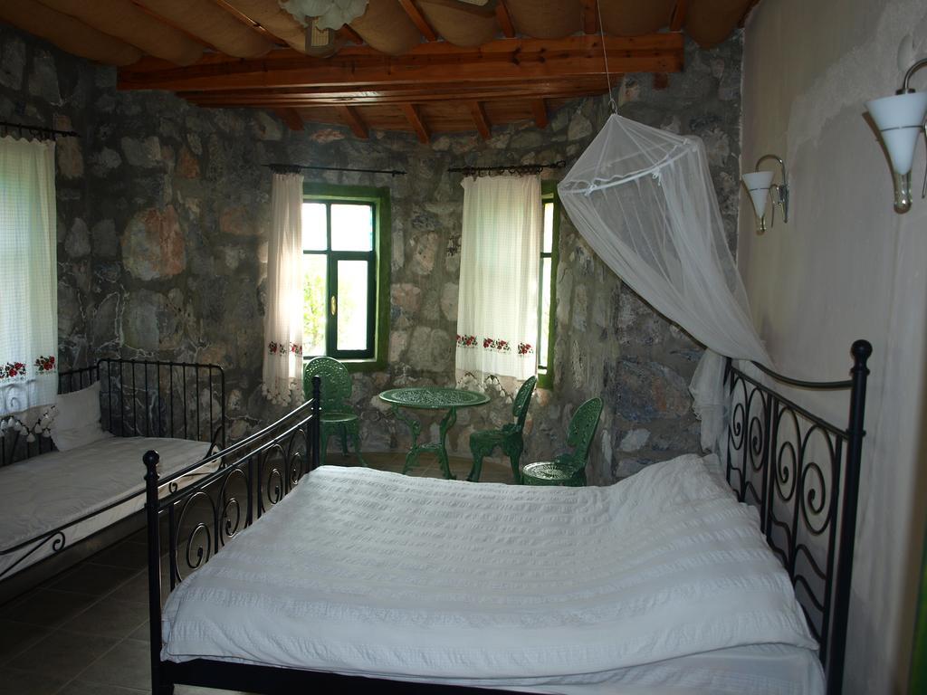Bed and Breakfast Otantik Tas Ev Даламан Екстер'єр фото